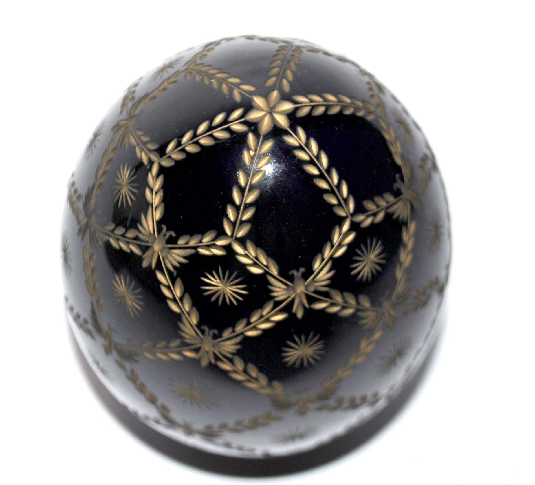 FABERGE Egg paperweight engraved purple gold signed by Fabergé numbered