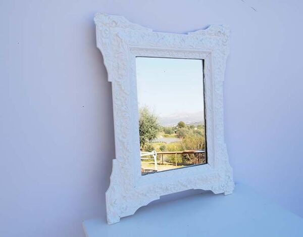 Miroir blanc en bois peint en blanc peinture craie
