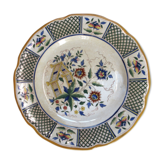 Plate Sarreguemines U and Co. Montmorency