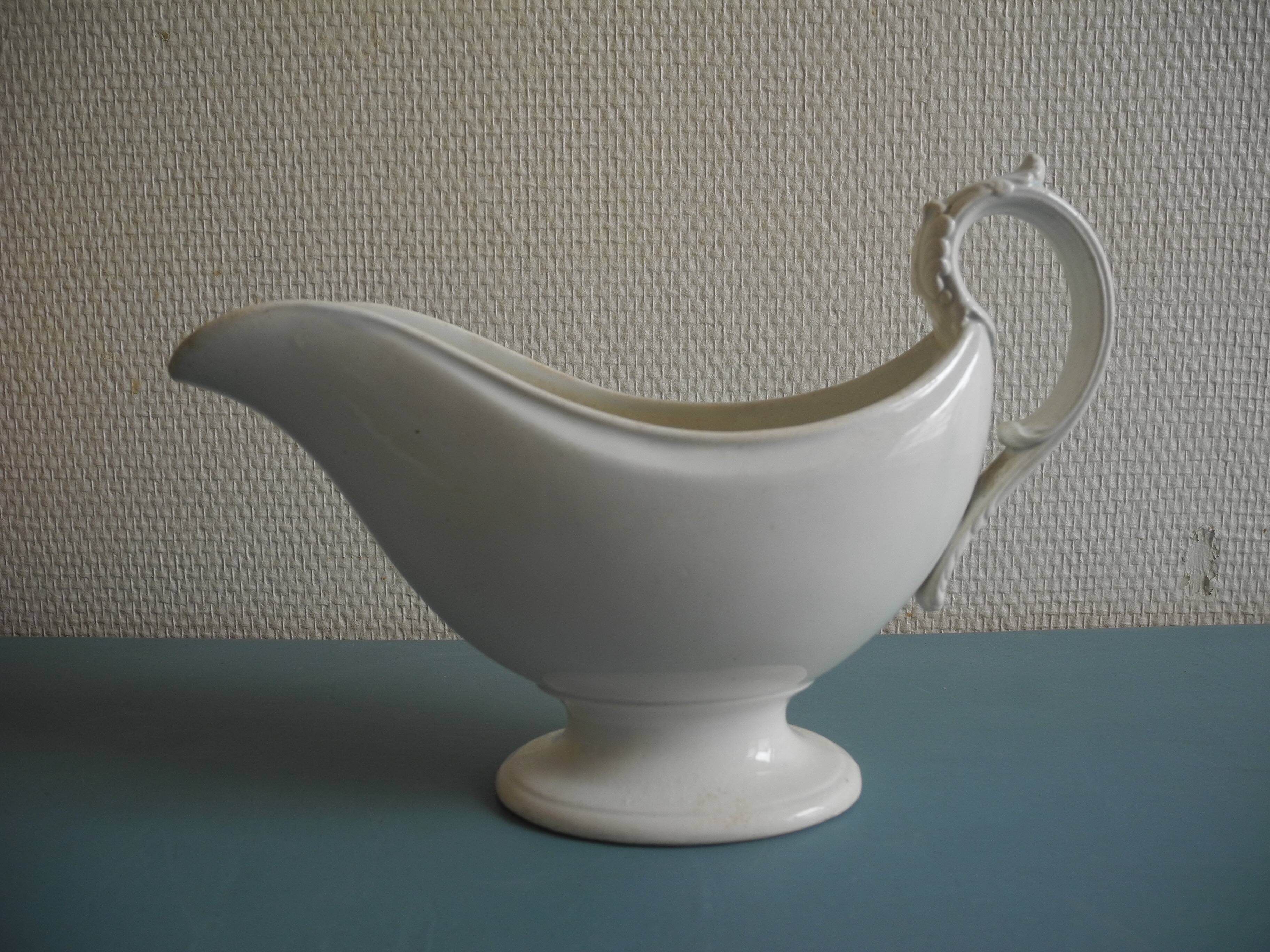 Old earthenware sauceboat Creil-Montereau 19th century