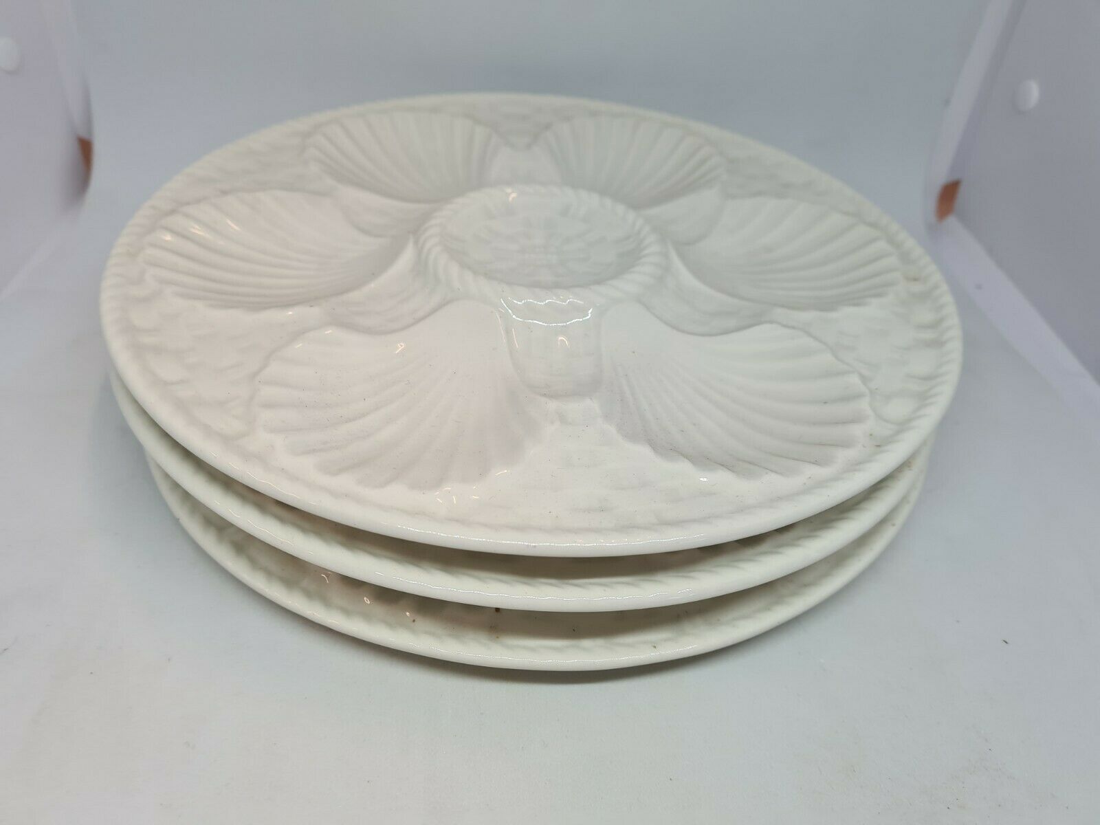 porcelain artichoke plates x 3