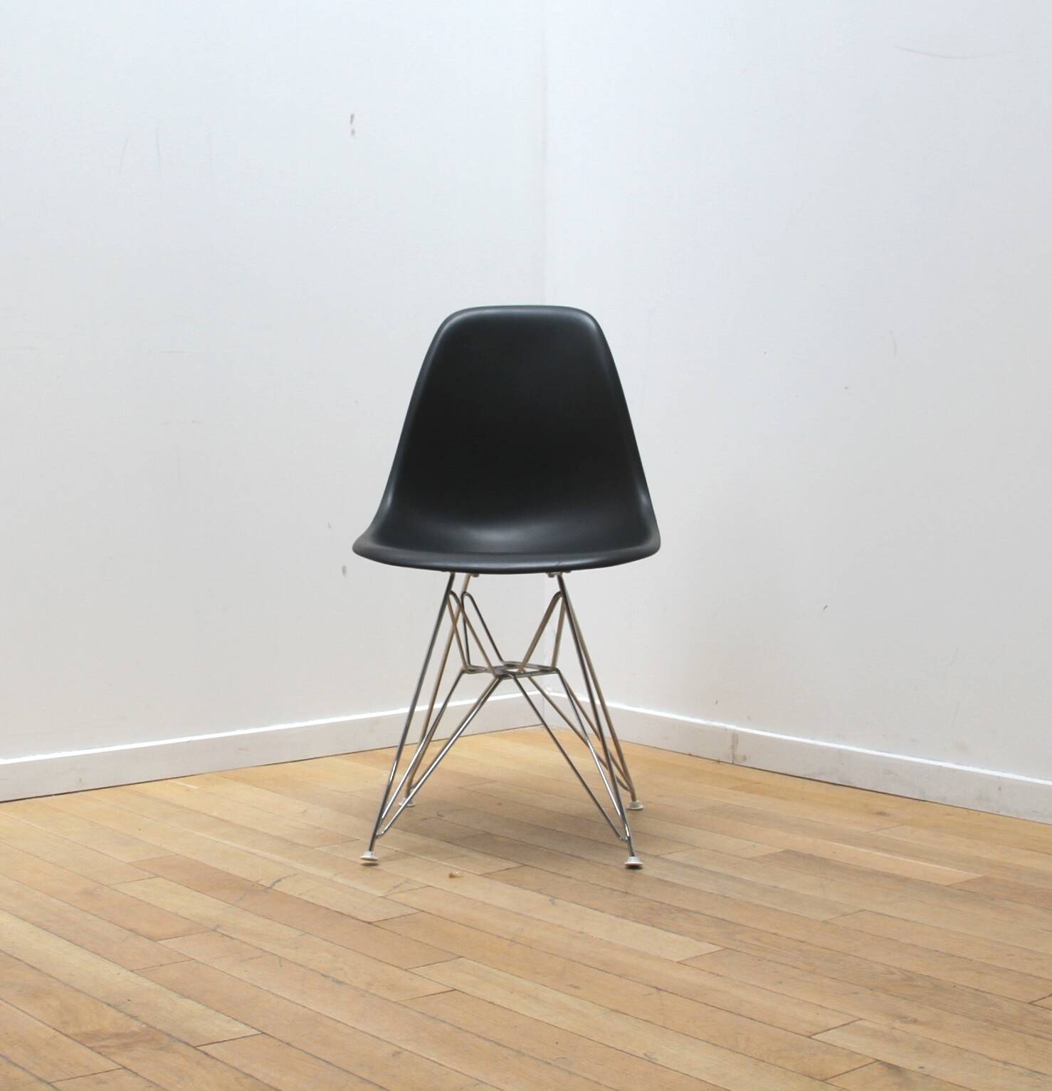 DSR chair, Charles & Ray Eames, Vitra