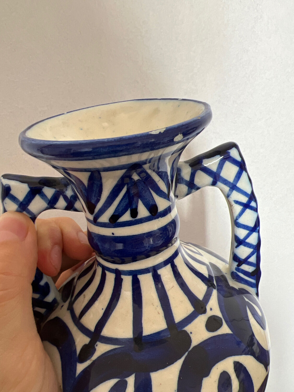 Blue-patterned ceramic vase