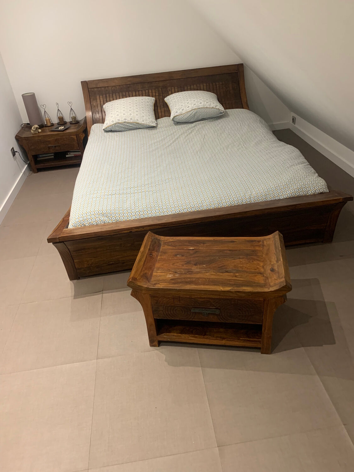Bed and bedside tables