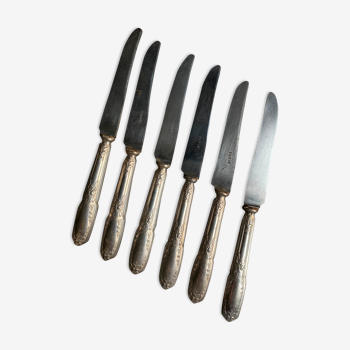 6 couteaux à entremet en métal argenté