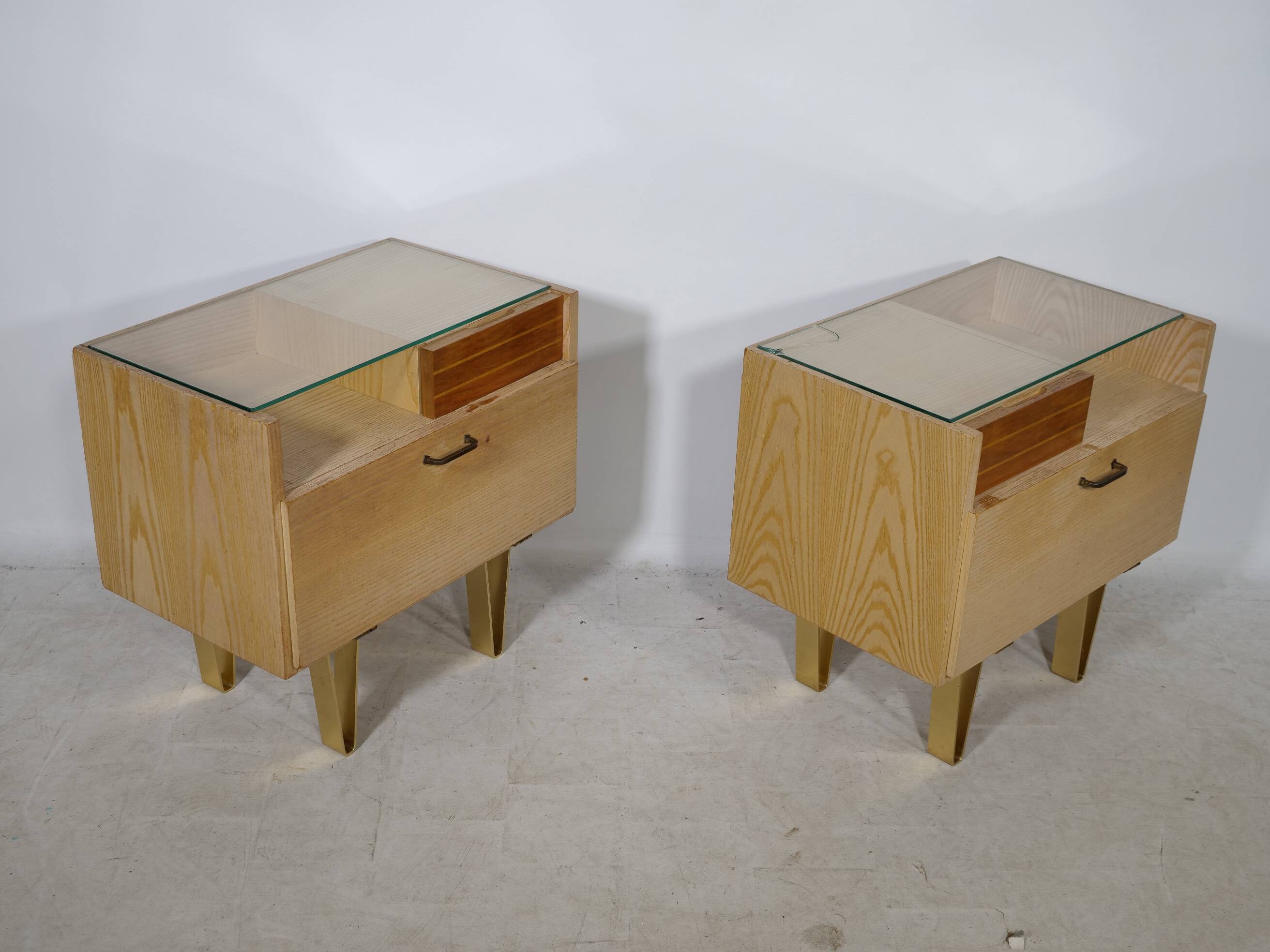 Mid-Century Design Vintage Bedside Tables with Metal Legs, Set of 2, 1960s