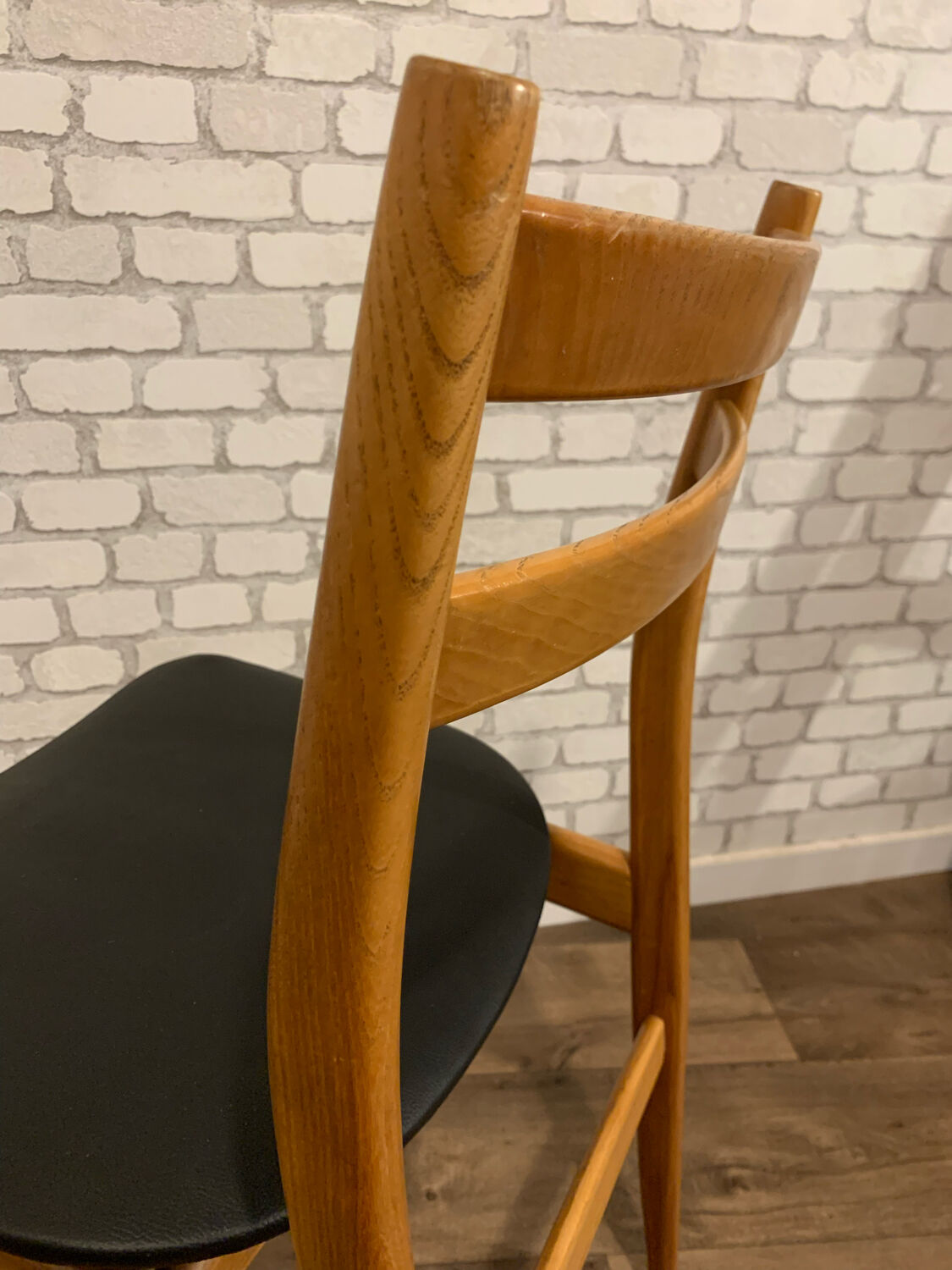 Series of 4 vintage Scandinavian style chairs