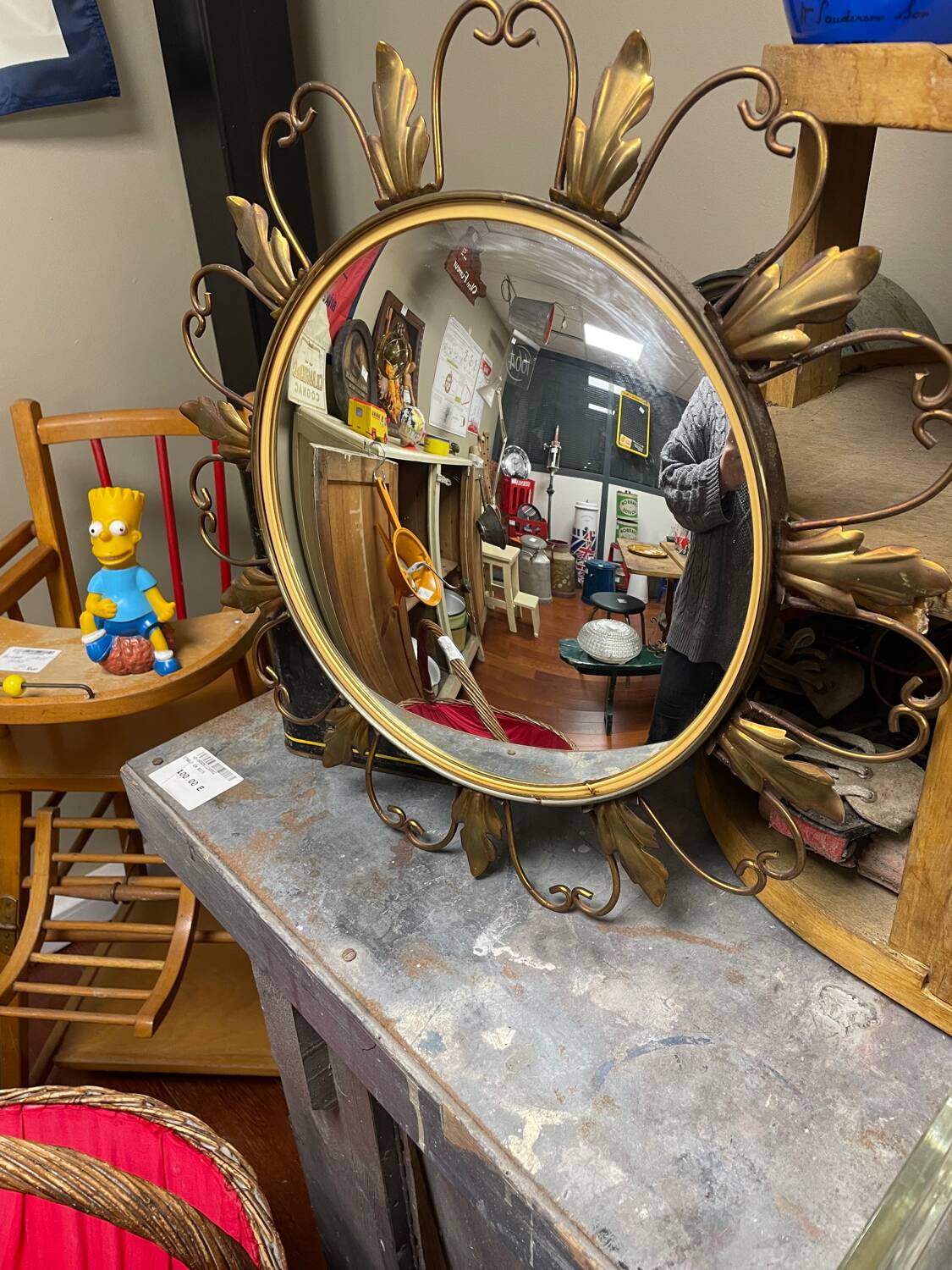 Convex mirror witch golden sun