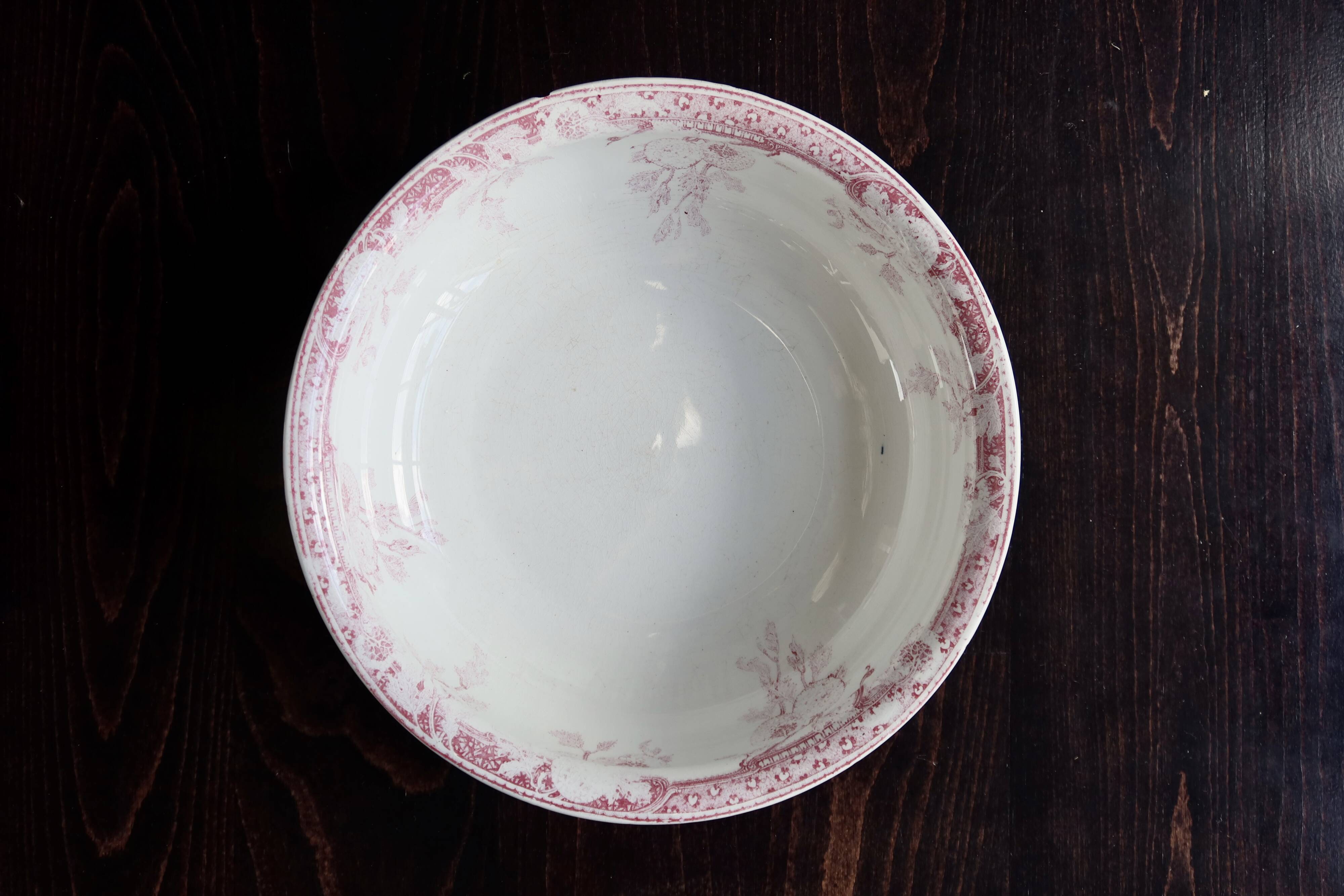 Antique Lunéville earthenware basin/salad bowl, Printanier pattern, red