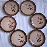 Set of 16 Saint Amand ceramic plates Eglantines 1713 model (flat, hollow and dessert)
