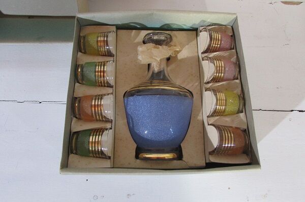Vintage liquor service, granita 40-50 years
