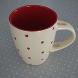 6 vintage mugs in beige ceramic with red polka dots