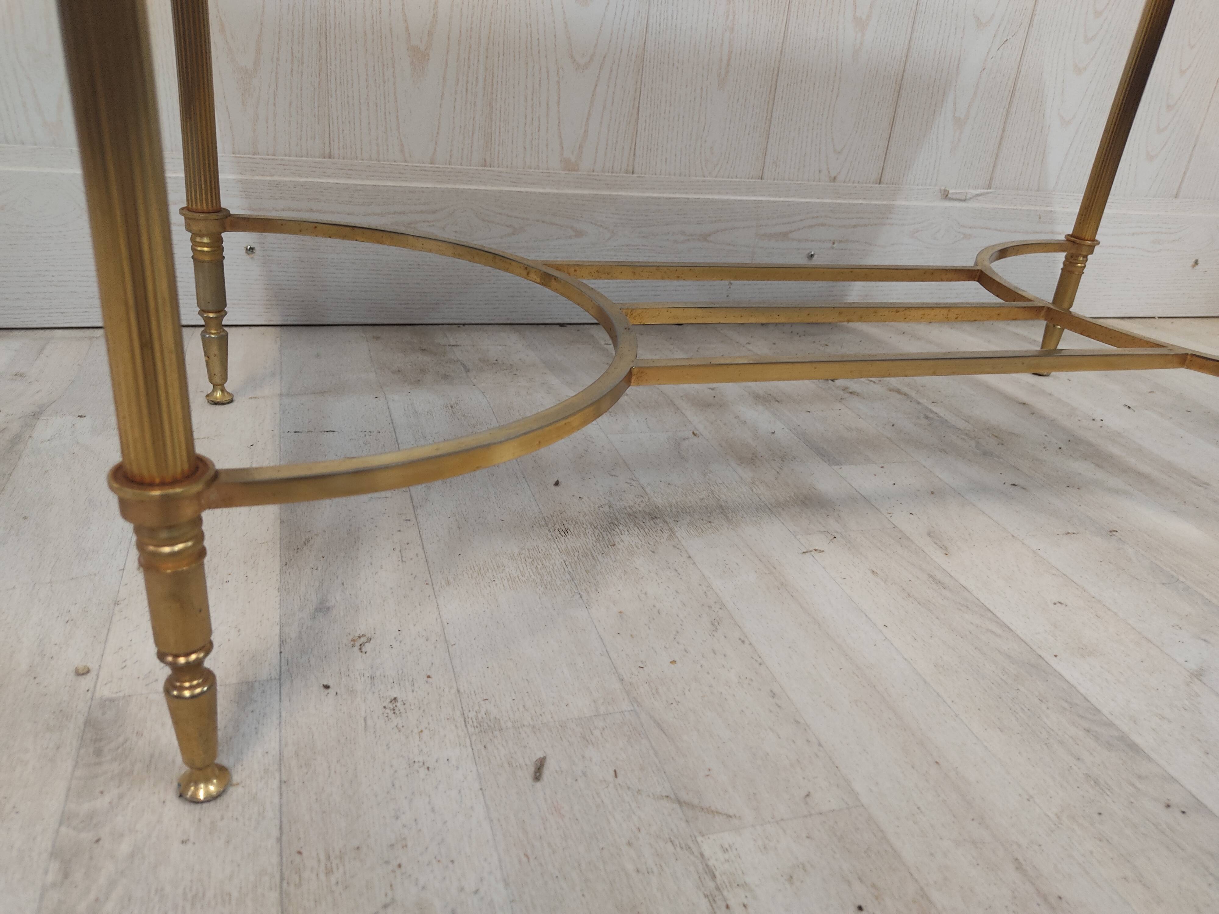 Table basse marbre blanc et métal doré