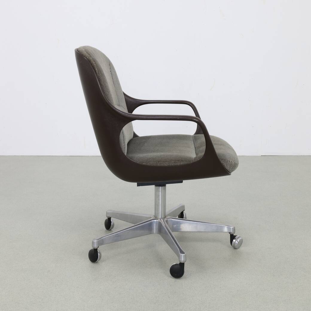 Chaise de conférence sur roulettes par Chromcraft, années 1970