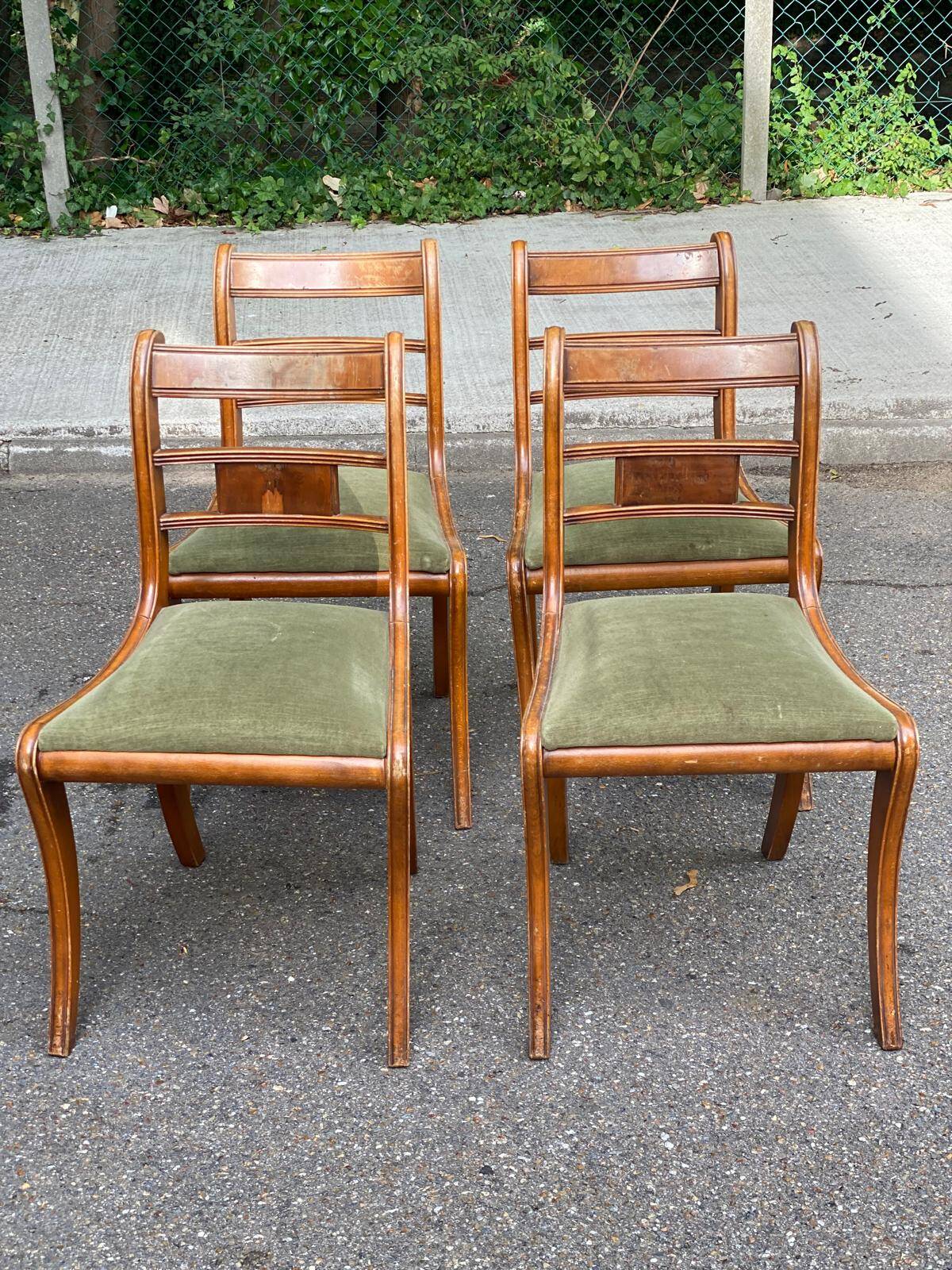 4 regency chairs in solid wood and green velvet suede