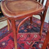 Paire de chaises bistrot estampillées