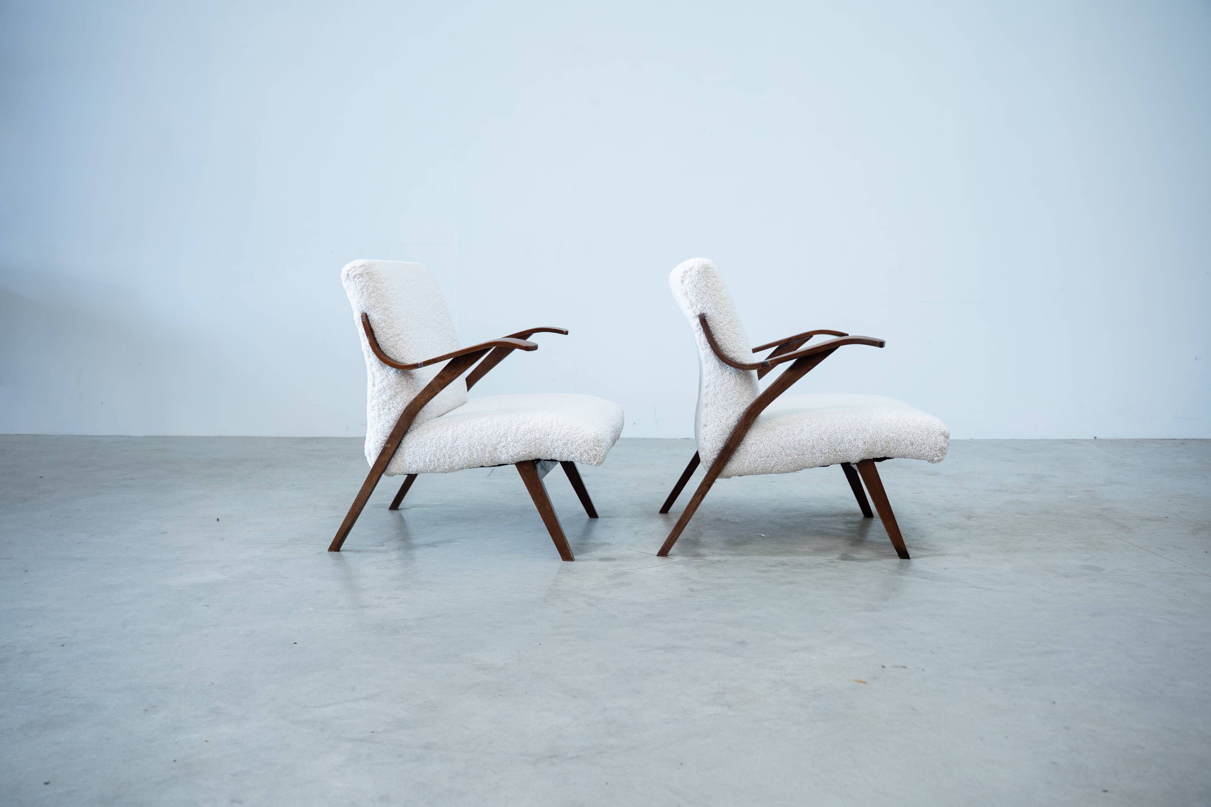 Set of two elegant lounge chairs