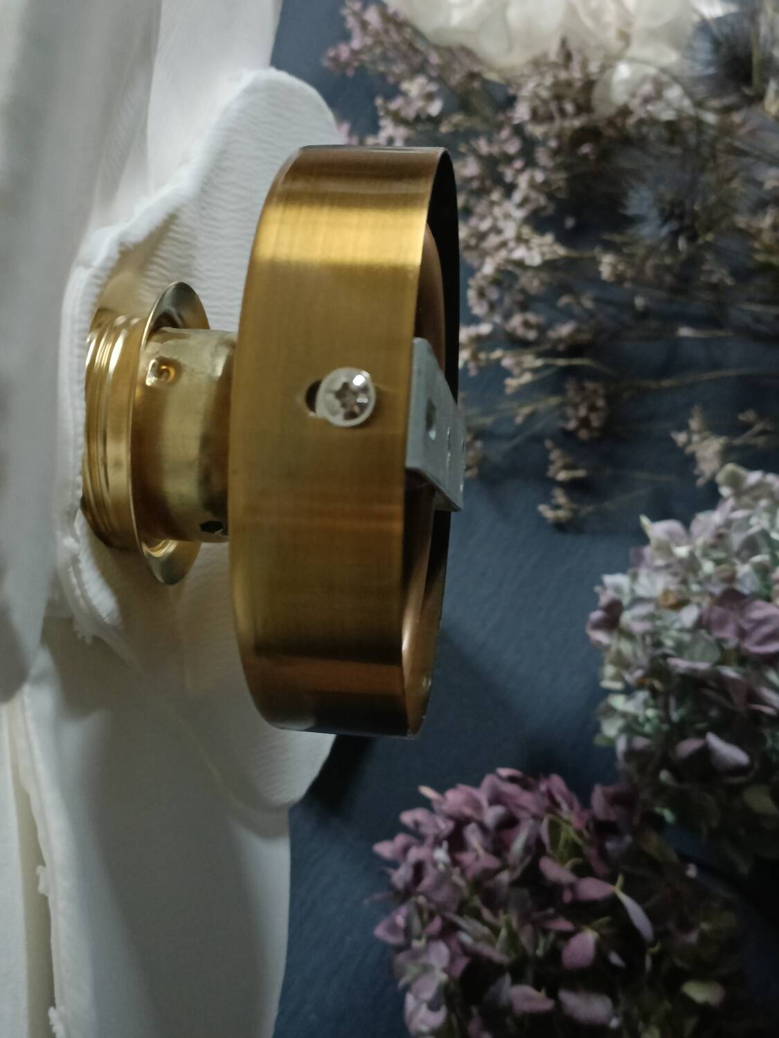 “Snowdrop” flower applique