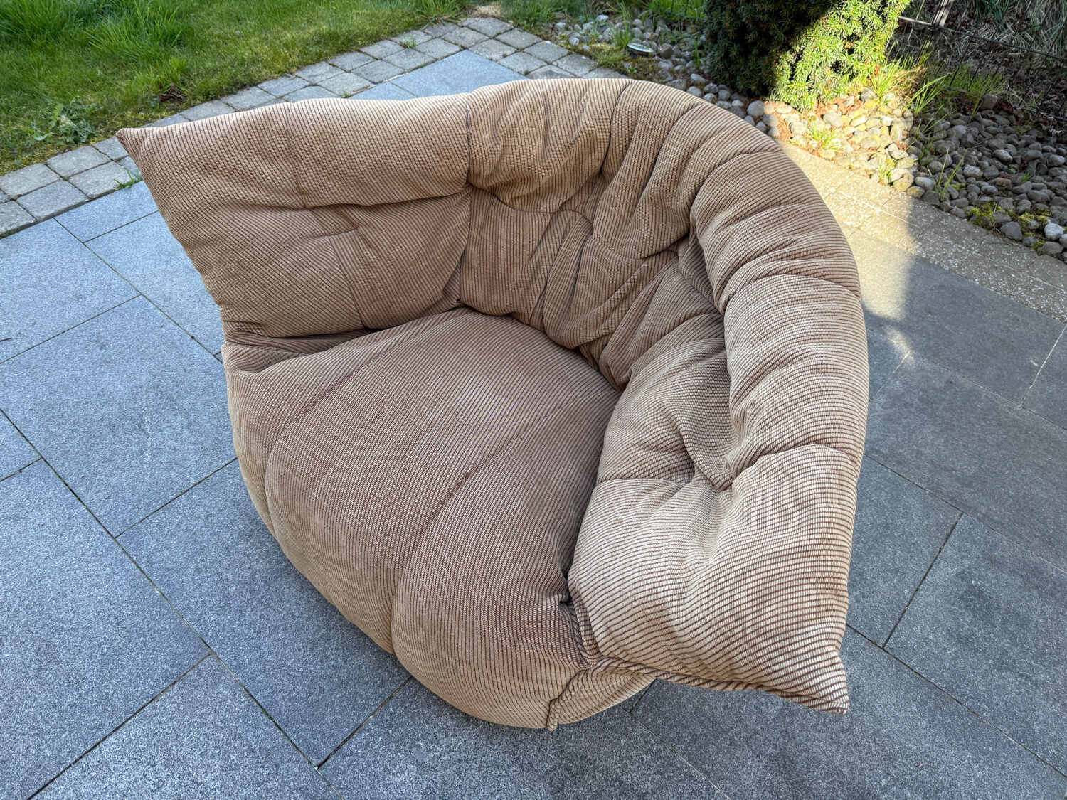 Michel Ducaroy armchair model Brigantin, Ligne Roset edition 1980.