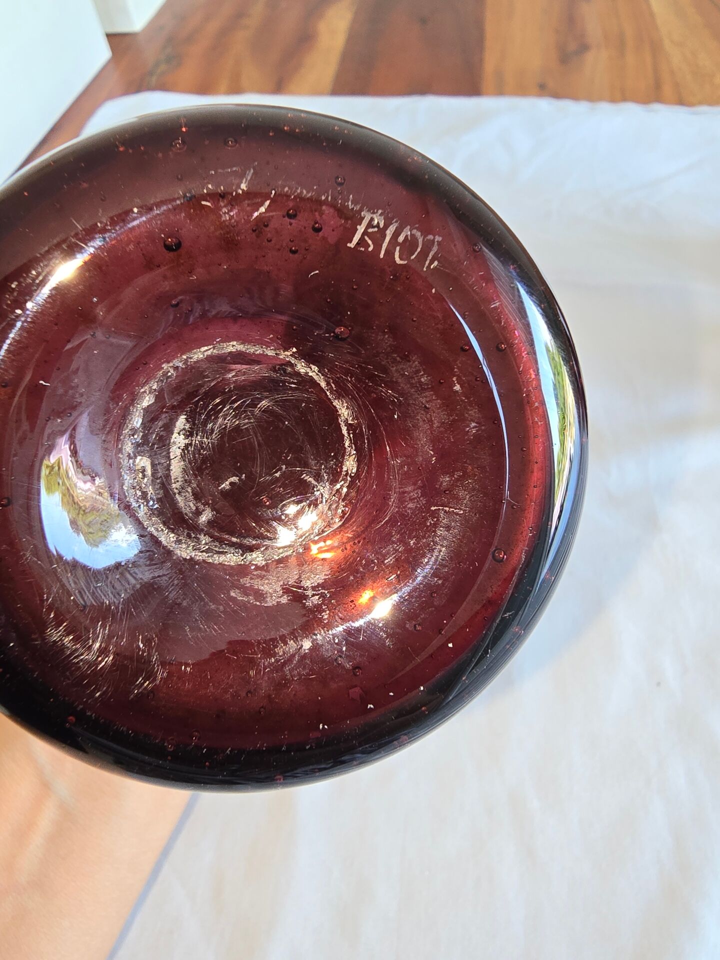 Service Verrerie de Biot, carafe et 4 verres en verre soufflé améthyste