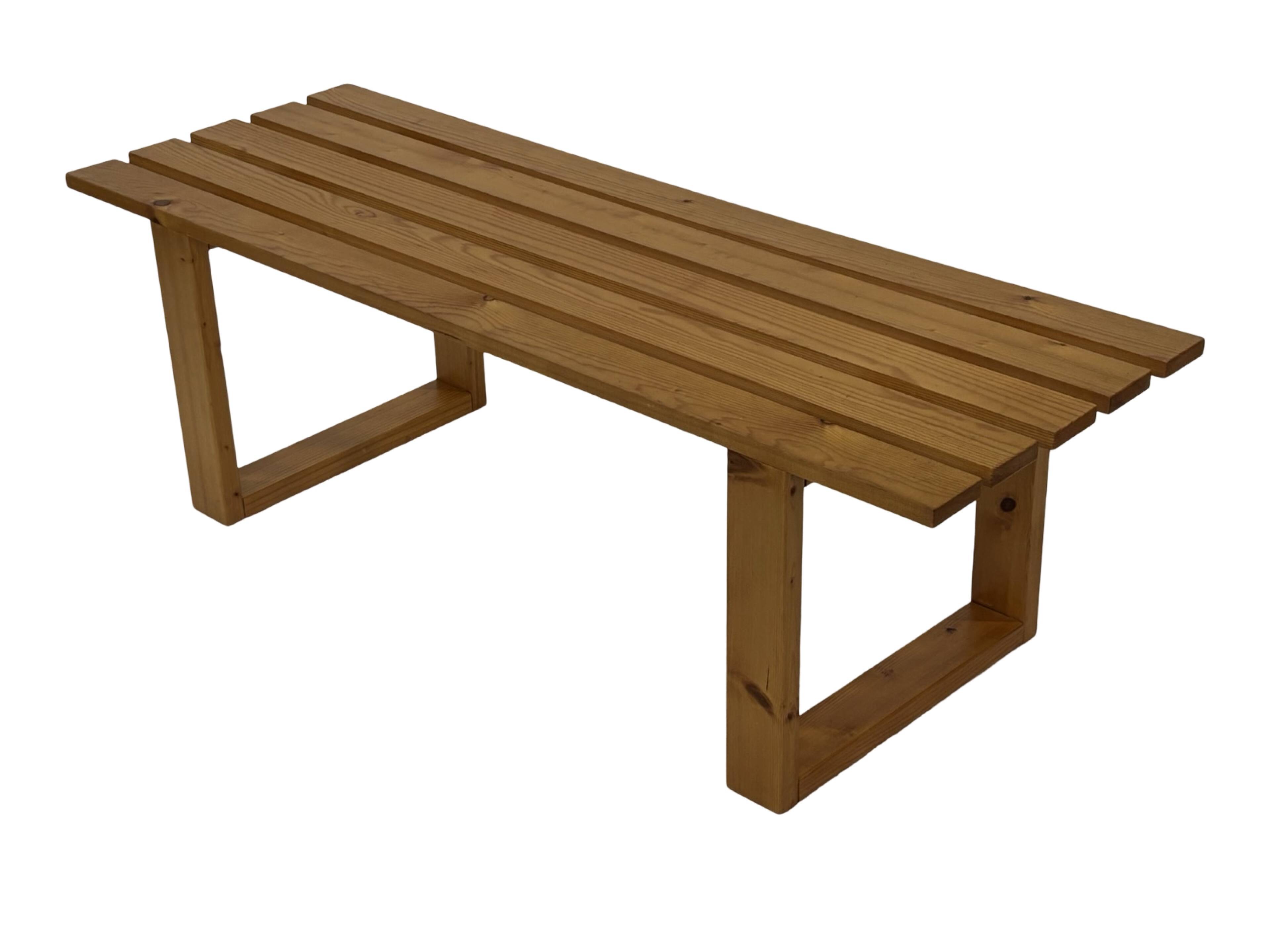 Vintage Scandinavian modern pinewood slatted bench from the 1960's