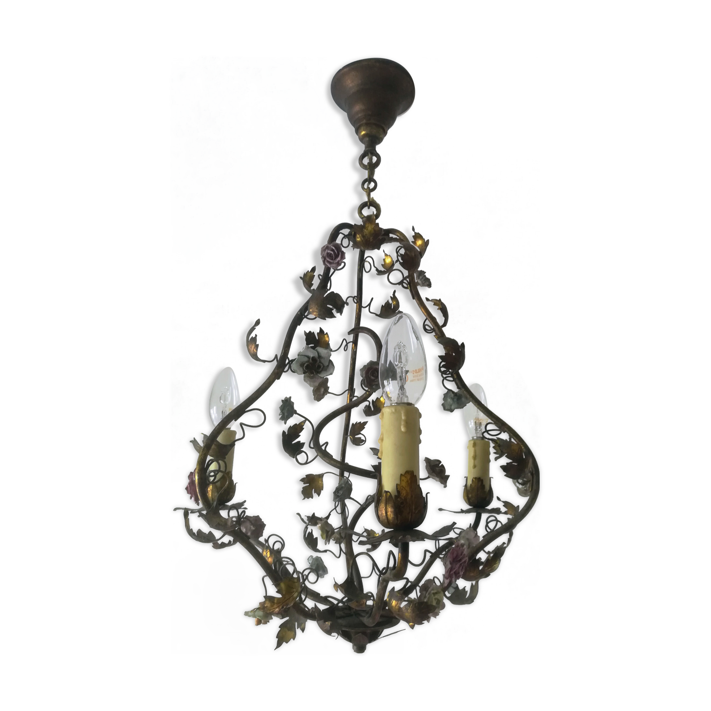 Brass chandelier and porcelain flowers