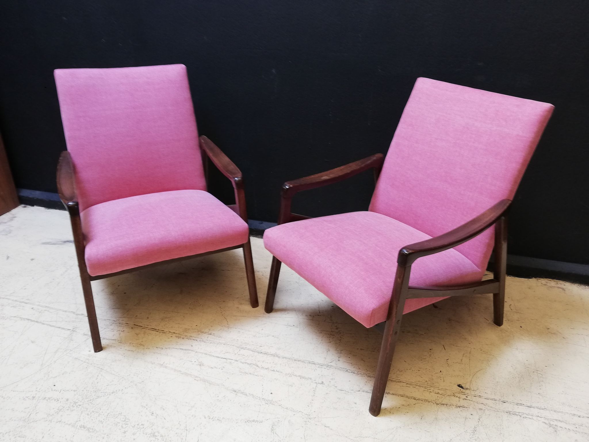 Pair of armchairs pink, czech