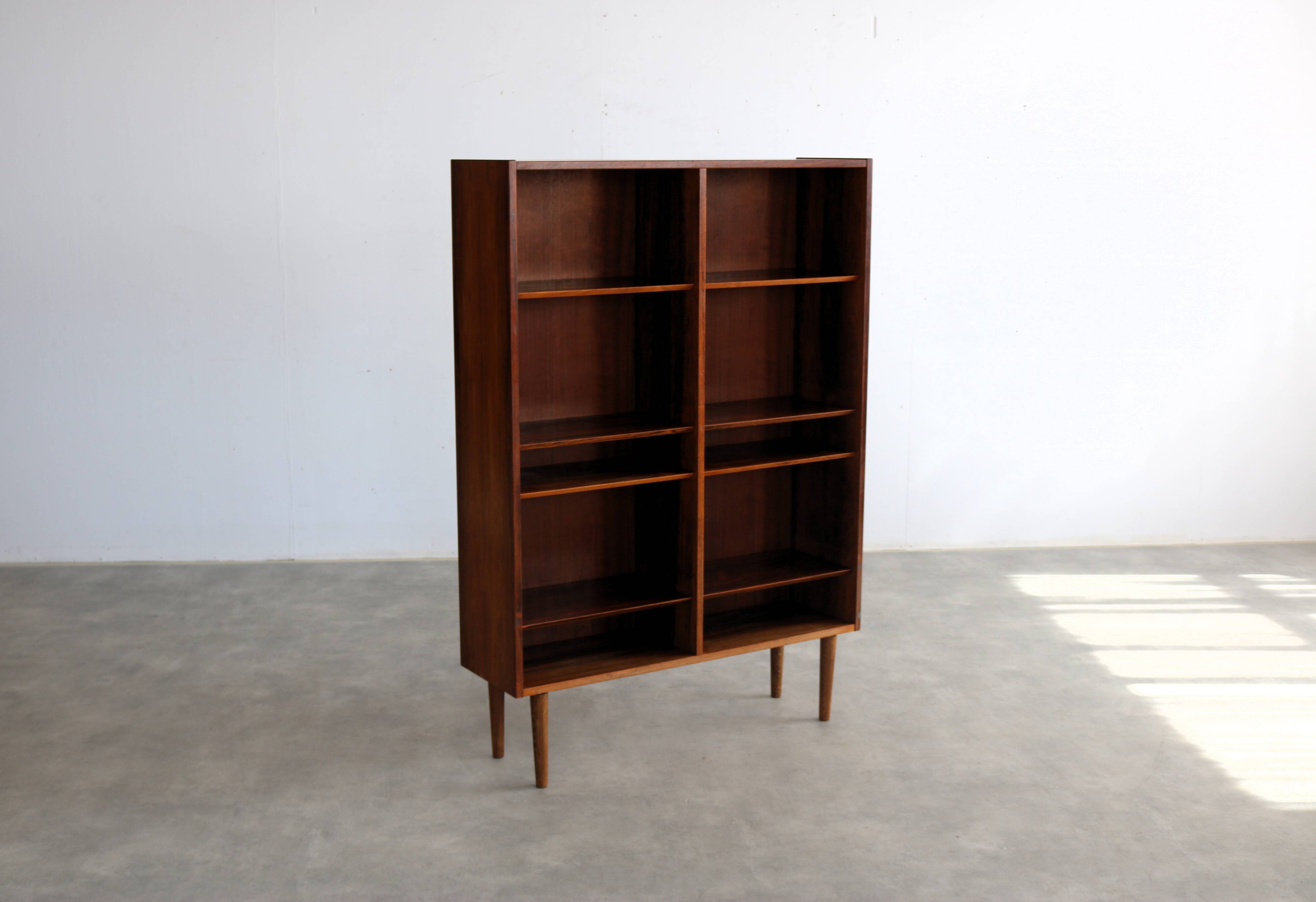 Vintage bookcase | cabinet | 1960s | Hundevad