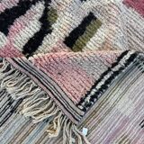 Pink and red Berber Boujad rug in wool, bohemian decor.