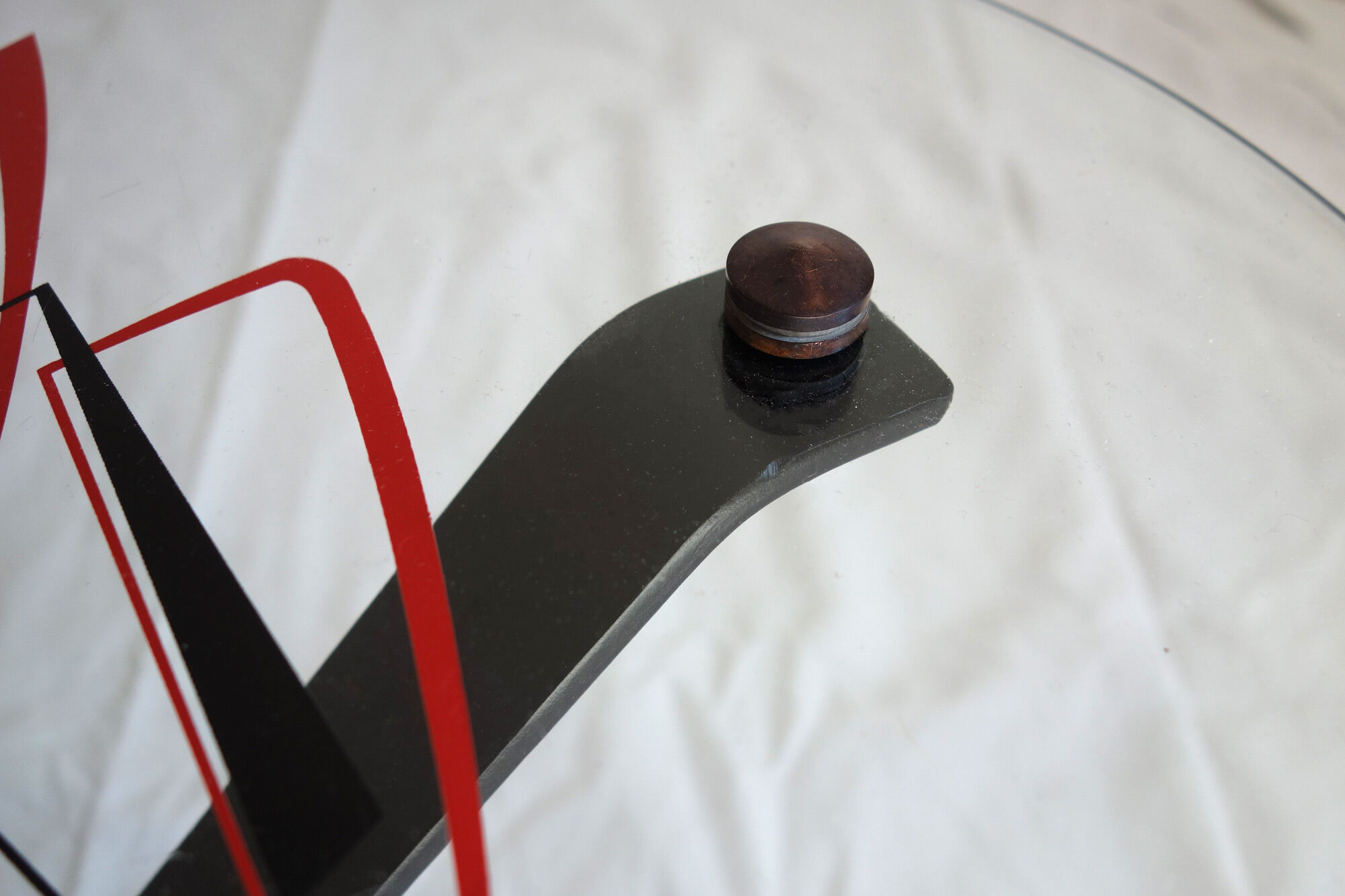 Vintage coffee table geometric decorations