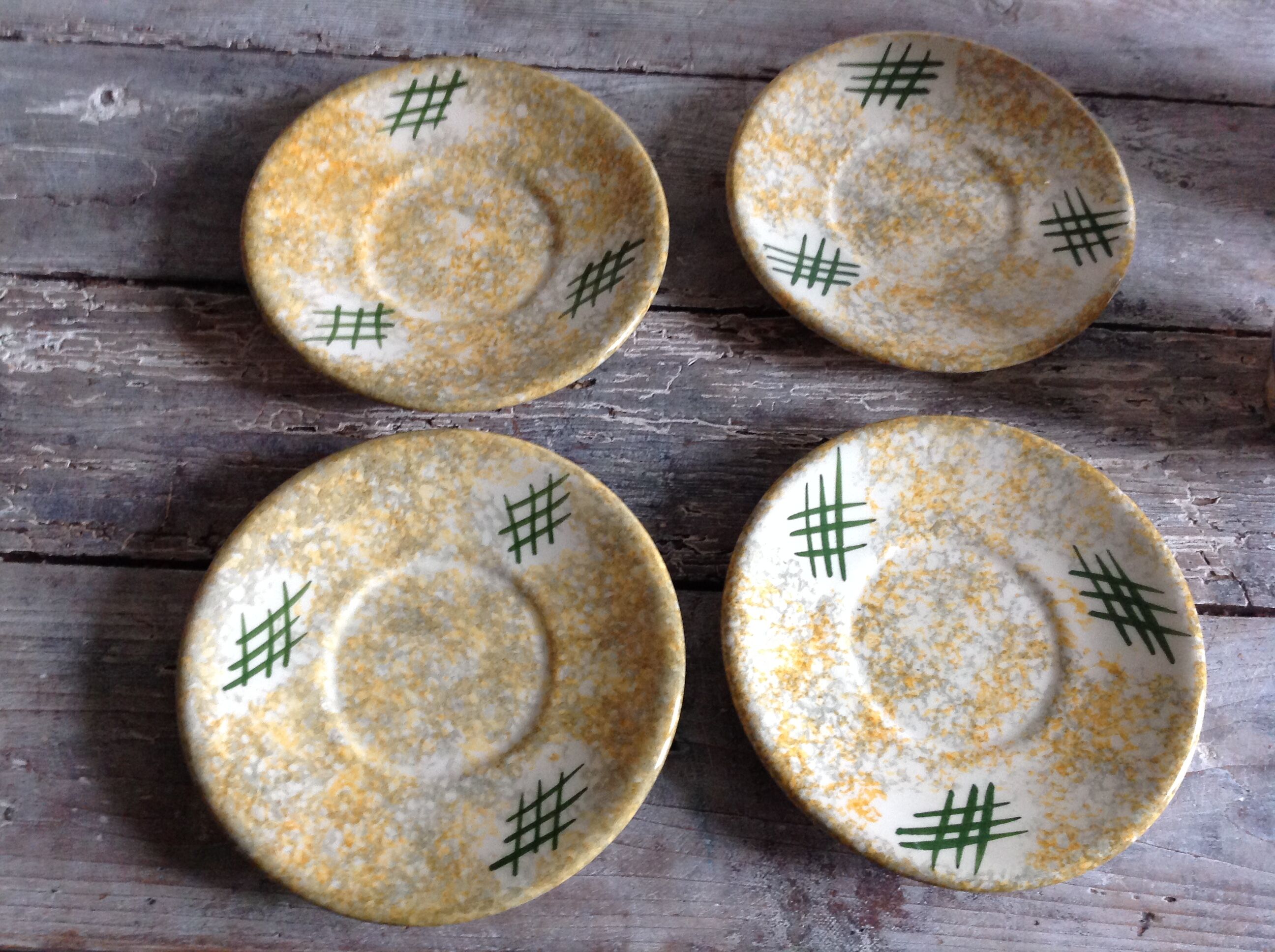 Set of 4 coffee cups