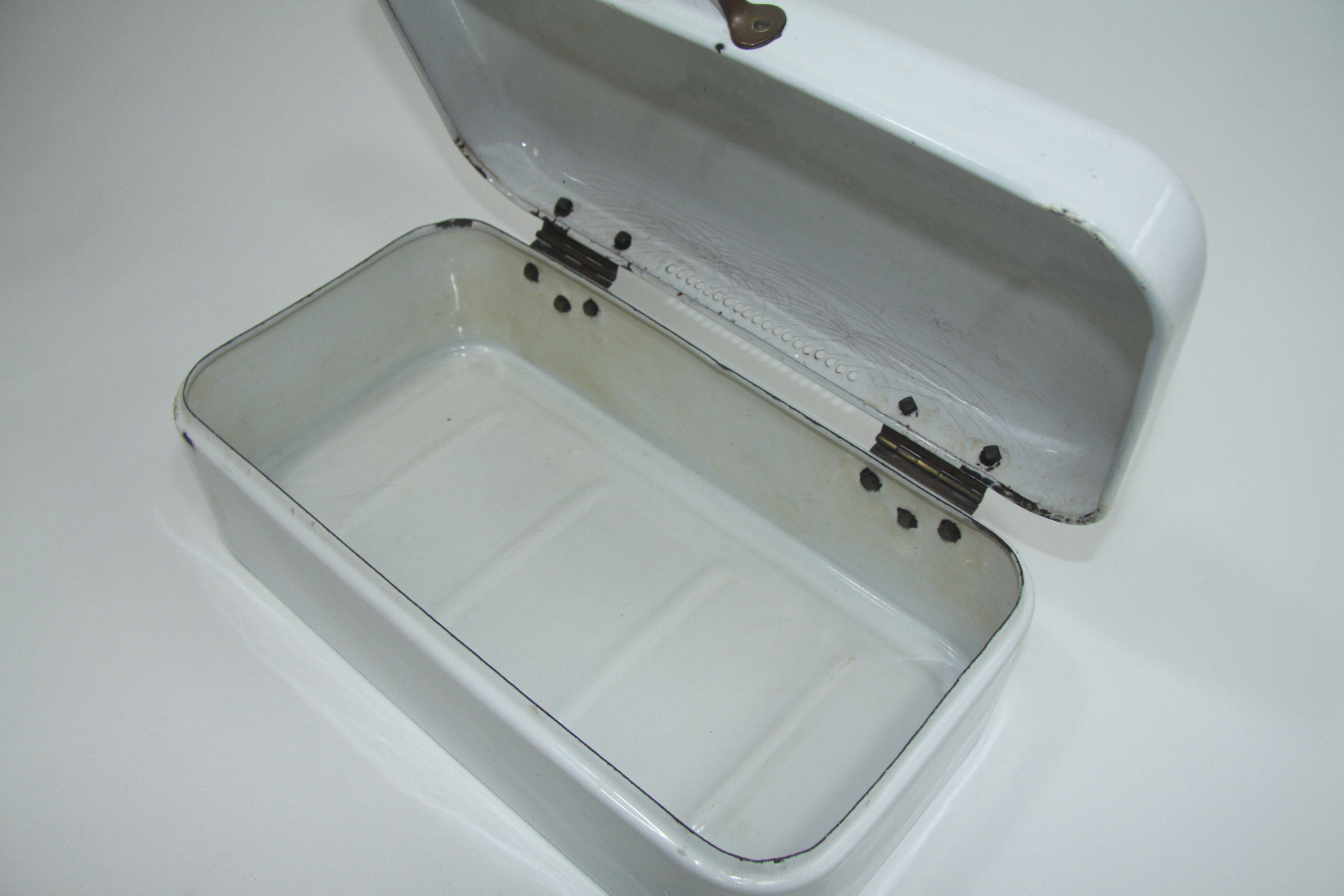 Enameled box from the 1950s