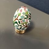 Decorative cloisonné egg