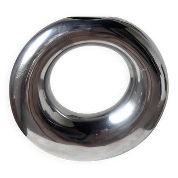 Vase fonte d’aluminium rond boucle