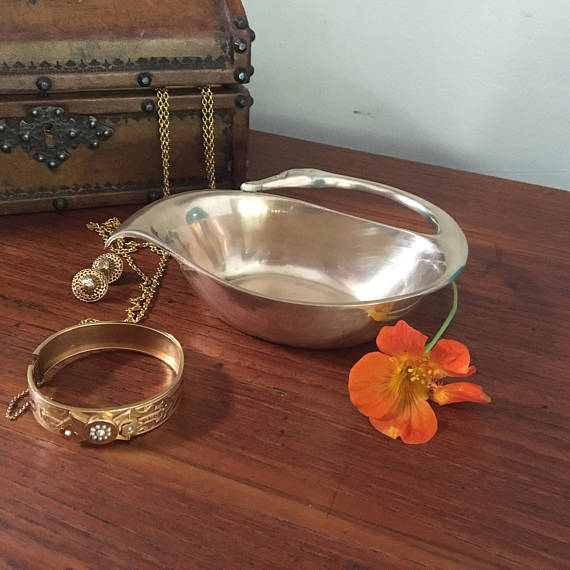 Vide-poche statuette en laiton vintage