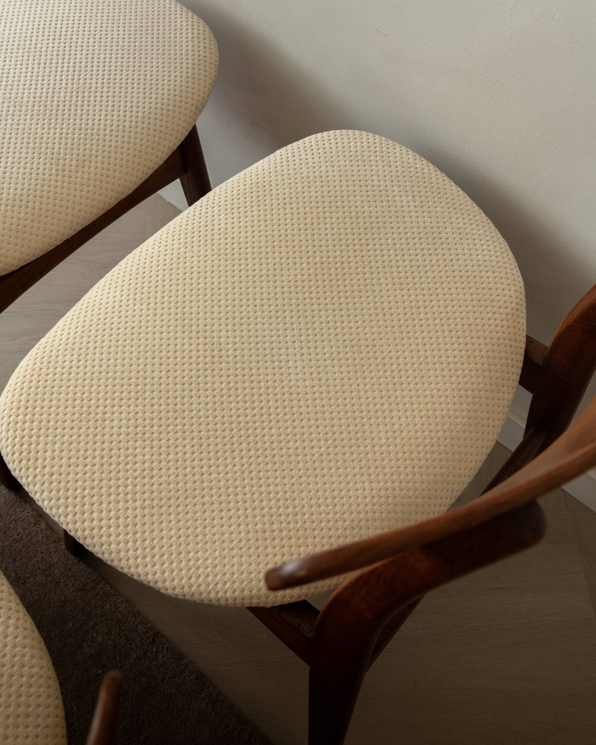 Set of 4 CH30 dining chairs by Hans J. Wegner for Carl Hansen & Søn