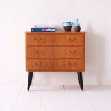 Commode vintage avec poignées en métal