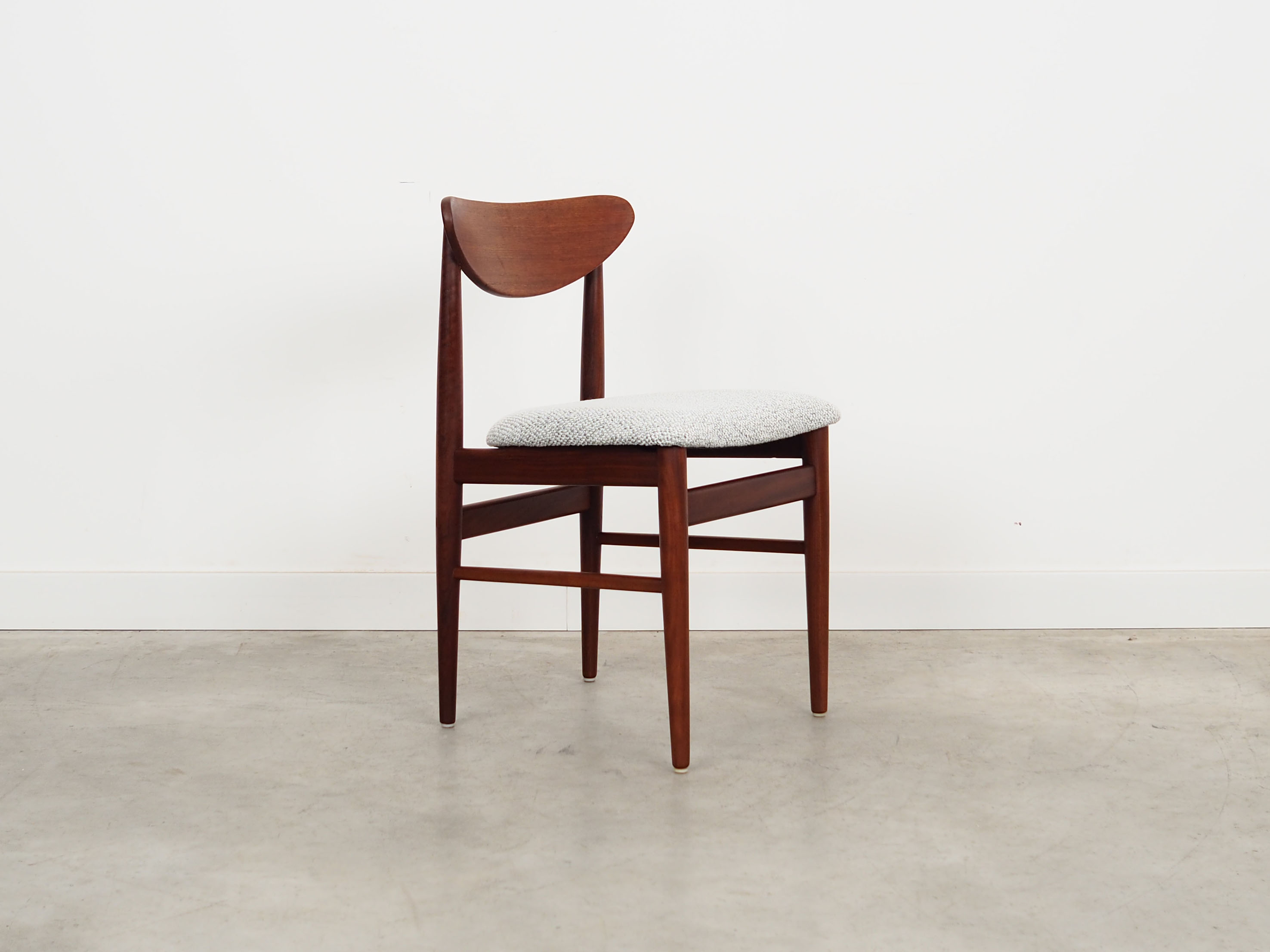 Set of three teak chairs, danish design, 1970s