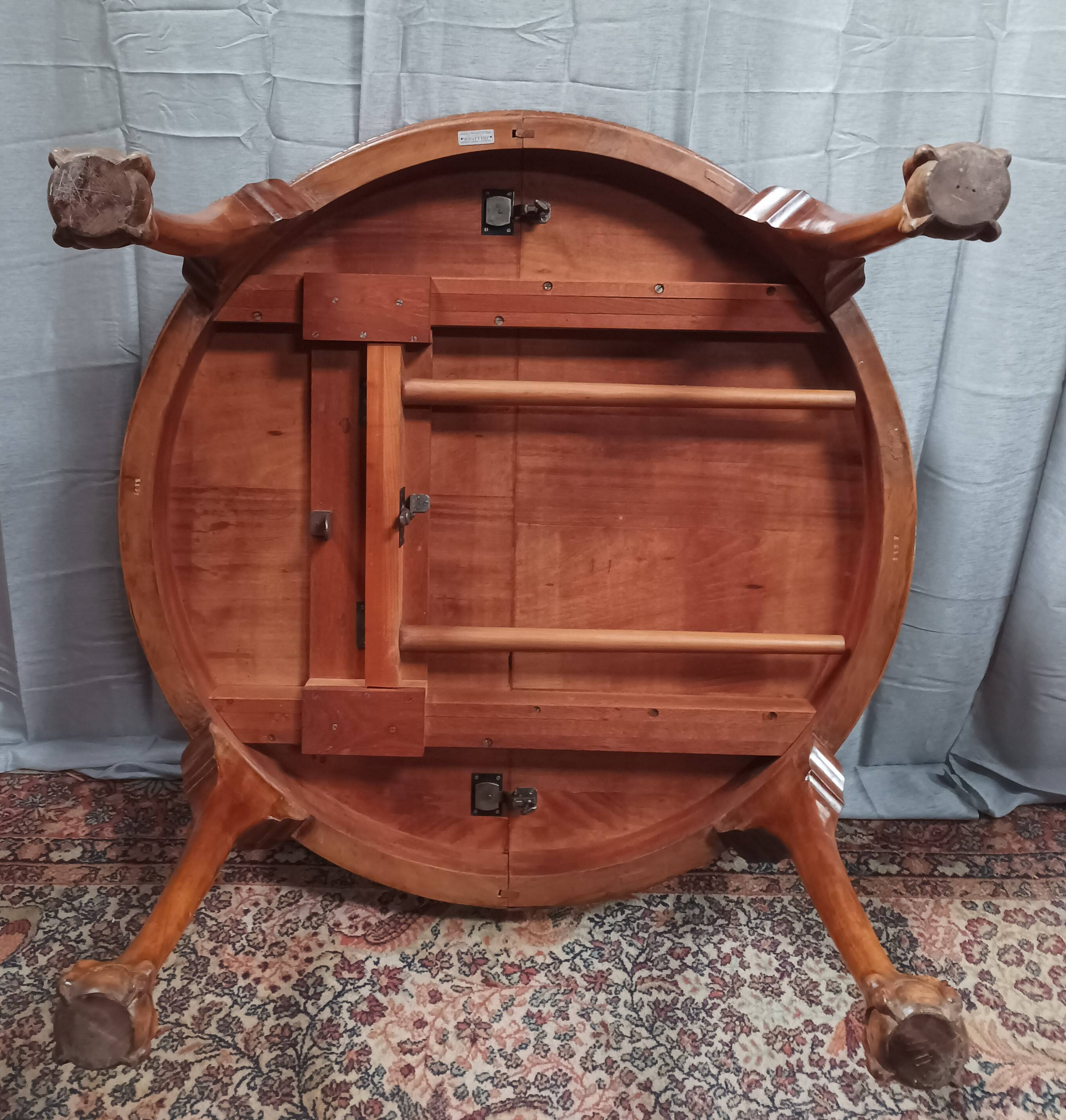 Mahogany Chippendale table Maison Jellinek Paris