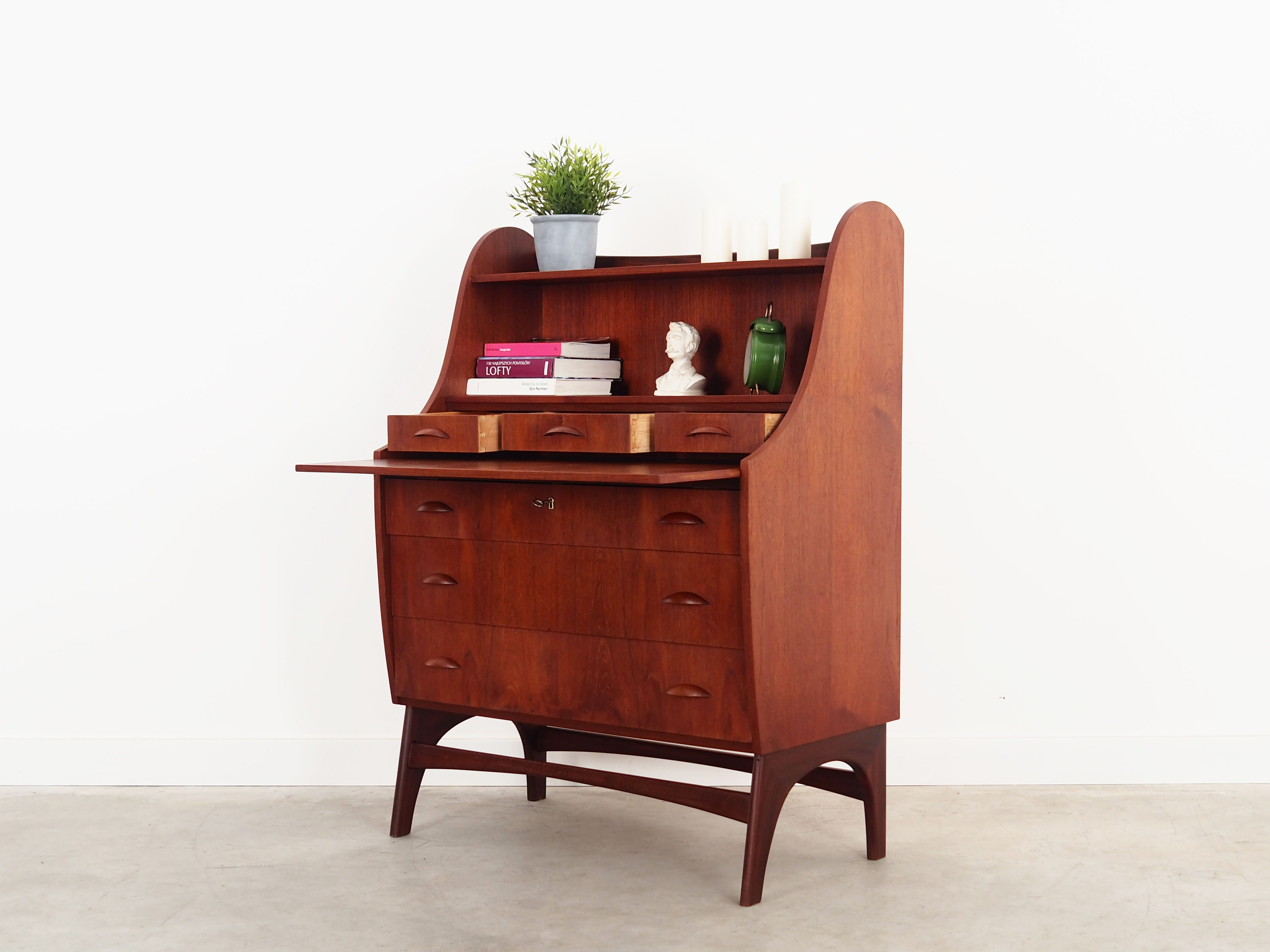 Secrétaire en teck, design scandinave, années 1960, fabriqué par SW Finland