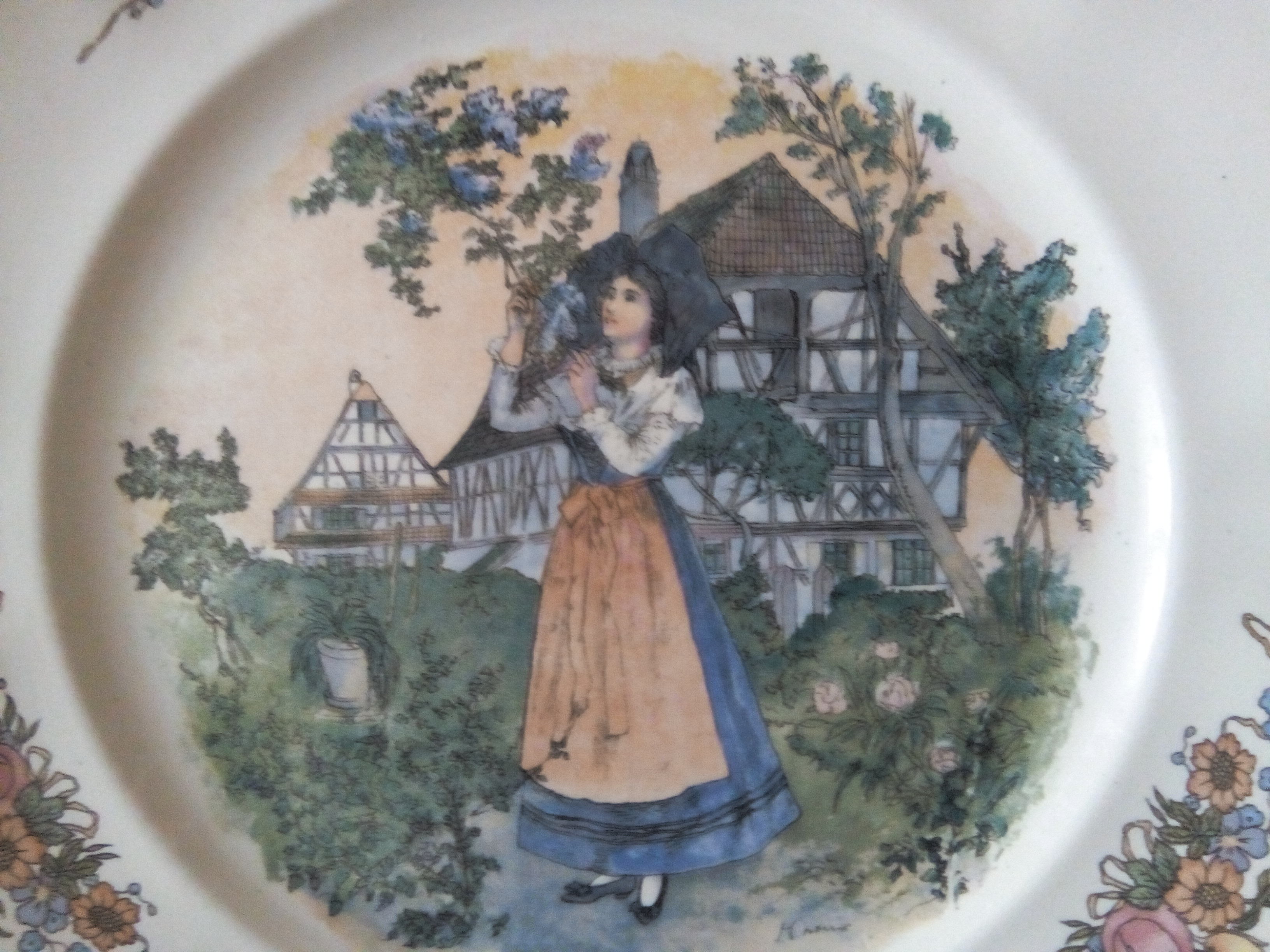 Pie dish faience from sarreguemines obernai