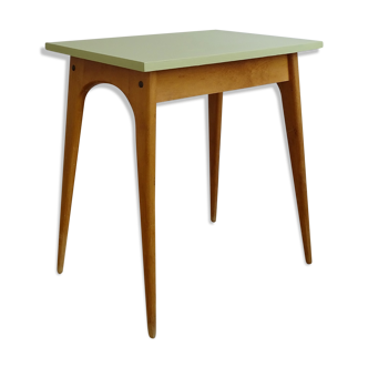 Table Stella