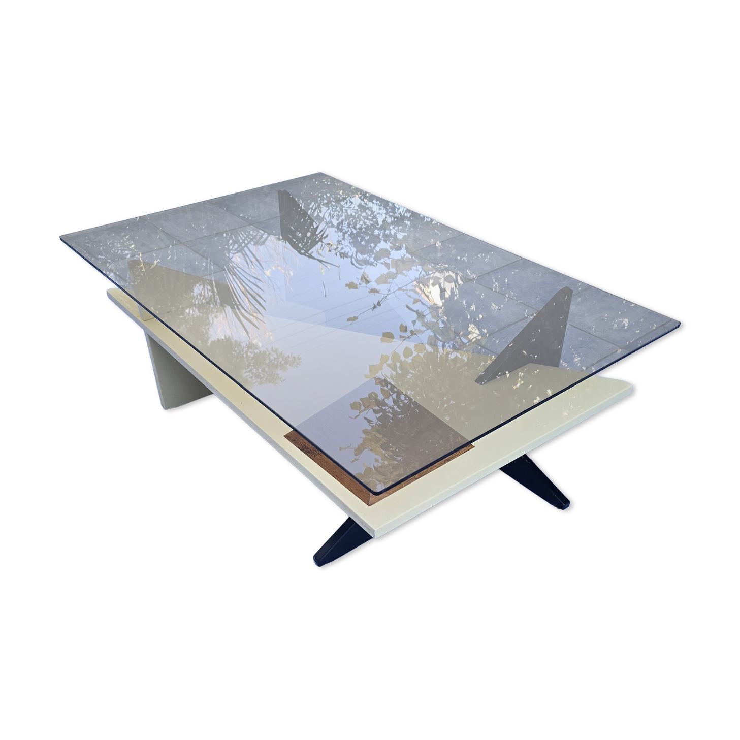Lacquered medium design coffee table