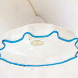 Blue mesh opaline suspension