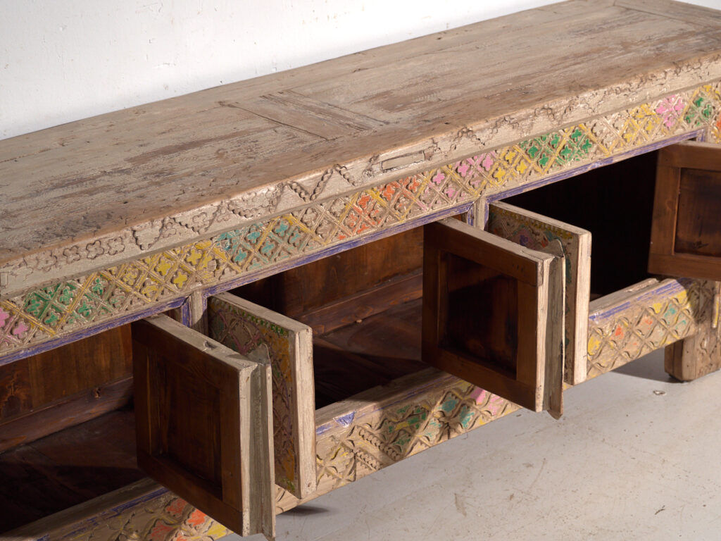 Antique polychrome carved low cabinet in pine – Xinjiang, circa 1900