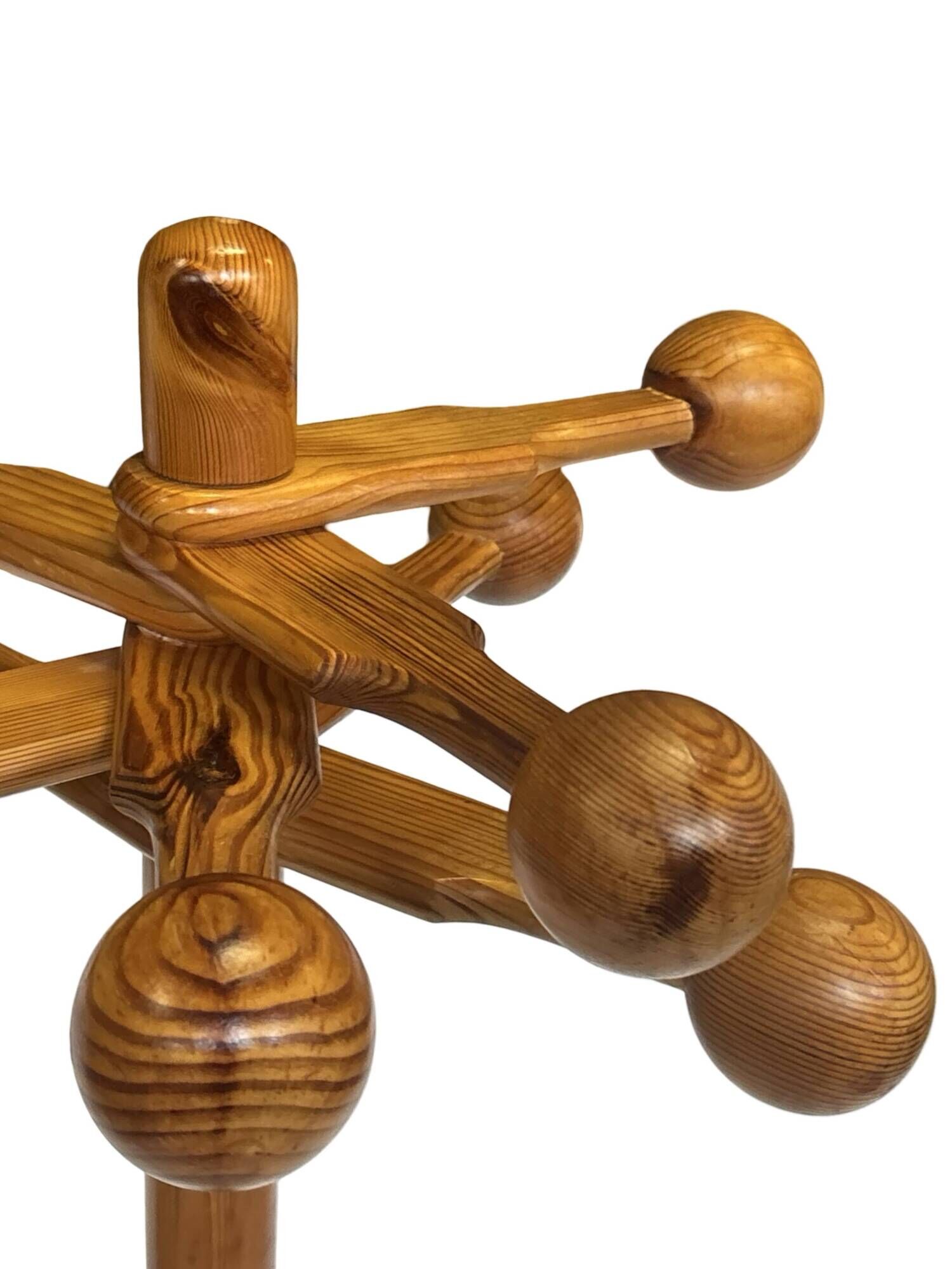 Vintage Pinewood Sputnik Freestanding Coat Rack, 1970s Design