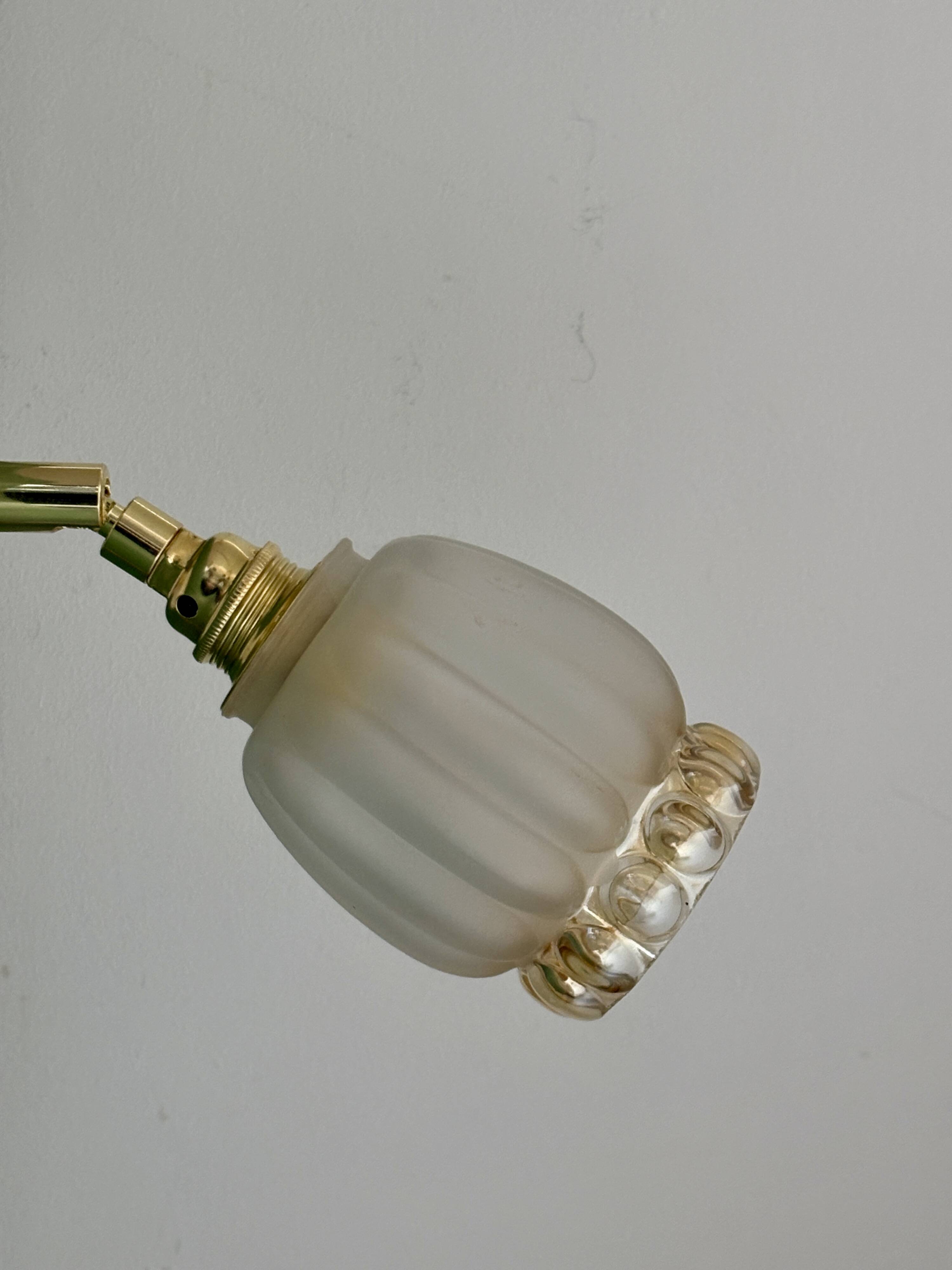 Vintage tulip wall light in frosted and amber glass