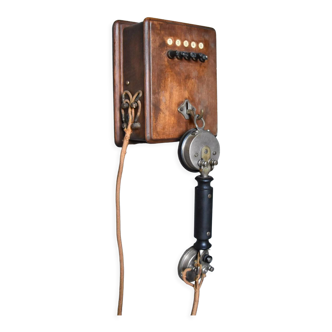 Wall phone 1900
