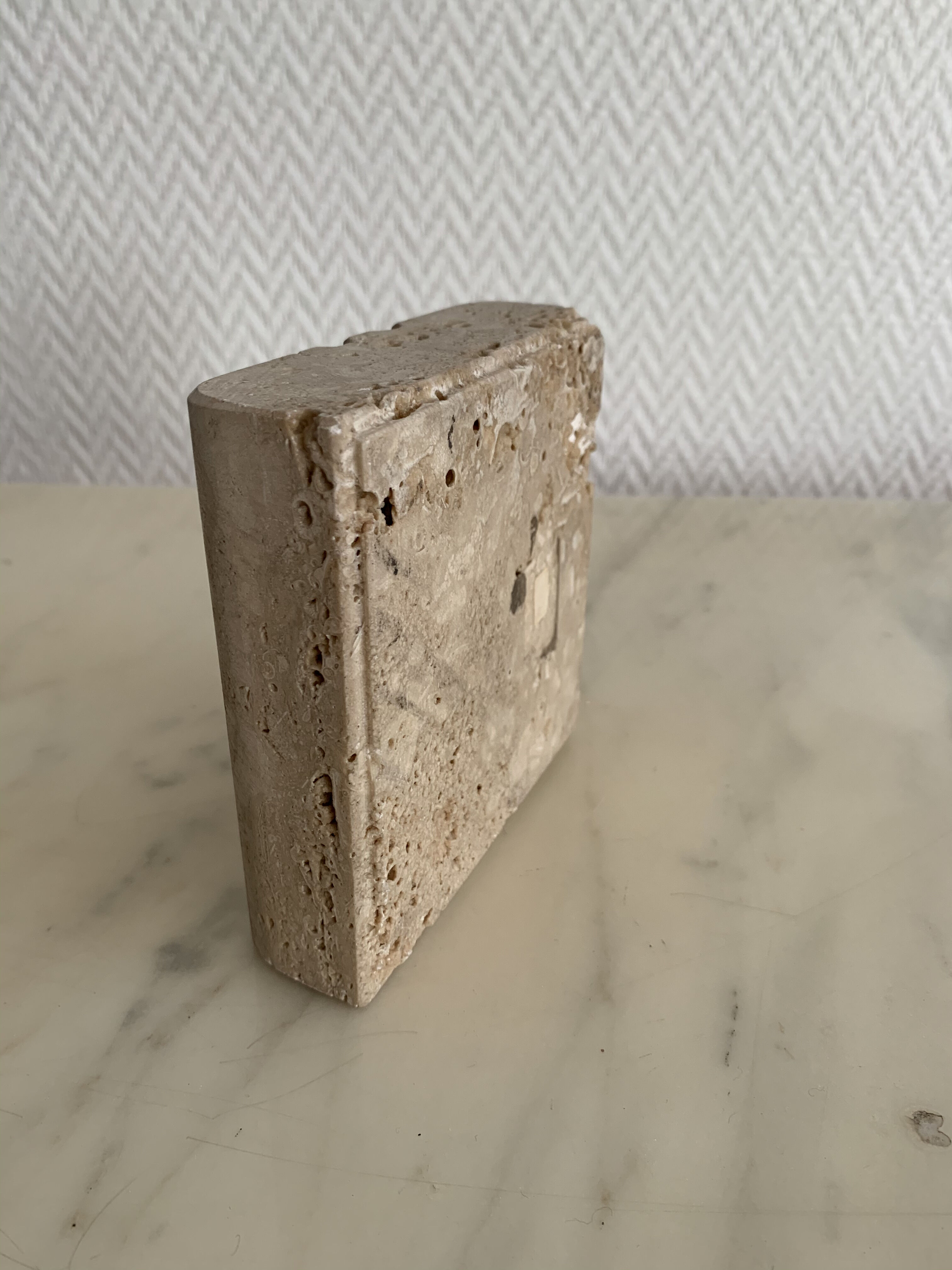 Square ashtray rough stone