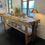 Carpenter's workbench